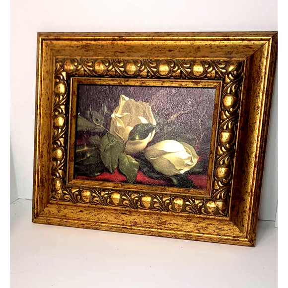 Beautiful Antiqued Gold Frames w/White Rose Portraits - Picture 3 of 8